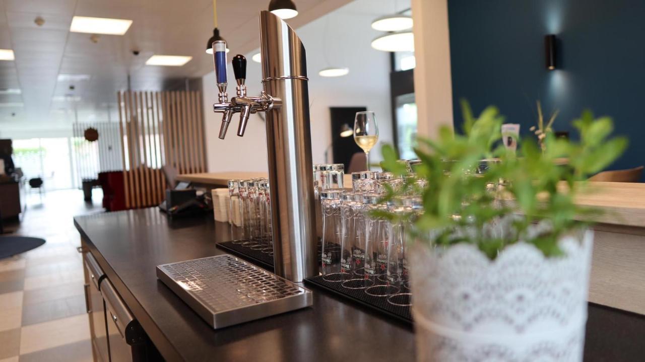 Holiday Inn Express Luzern-Neuenkirch By Ihg Ротенбург Екстериор снимка
