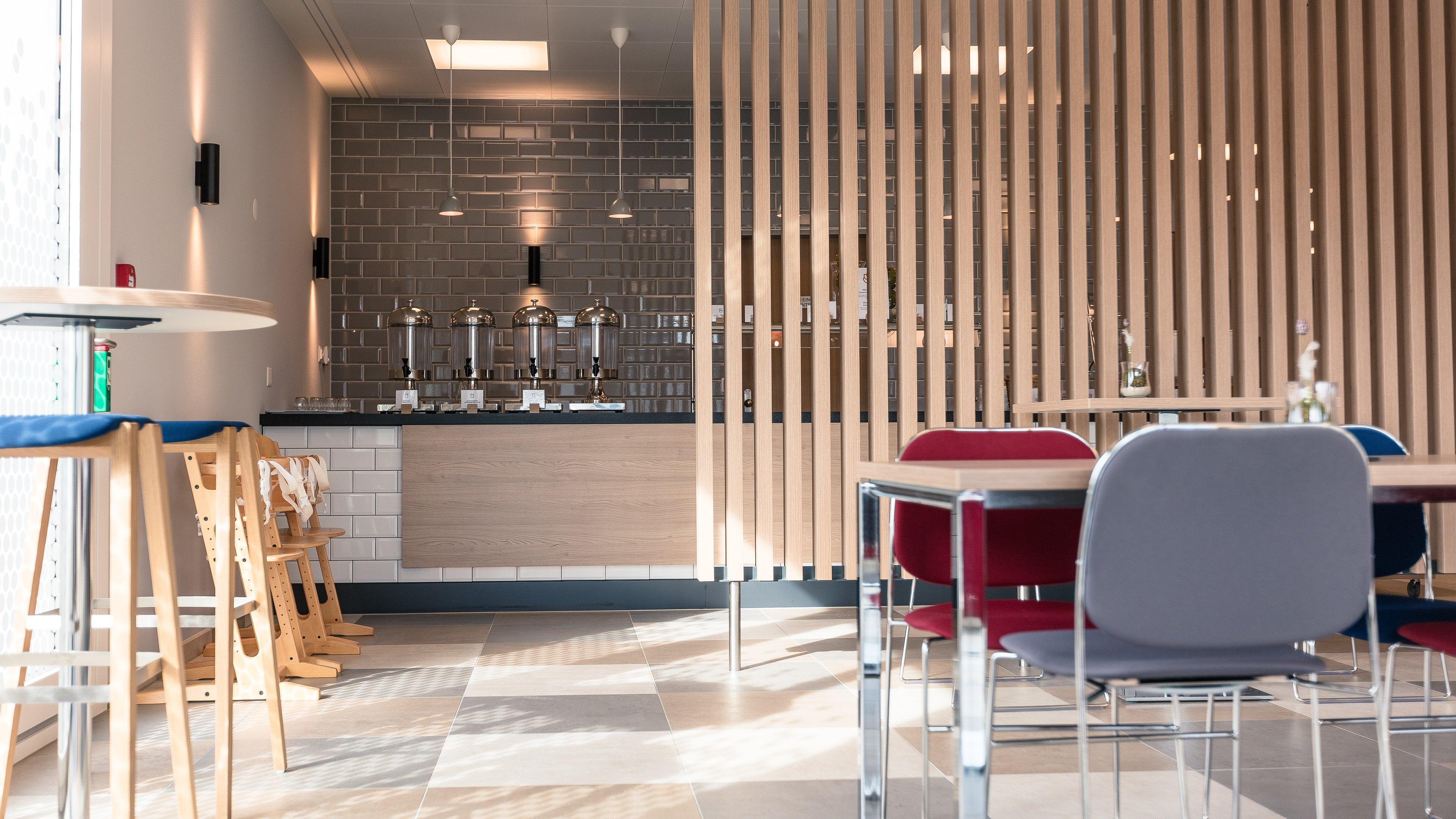 Holiday Inn Express Luzern-Neuenkirch By Ihg Ротенбург Екстериор снимка