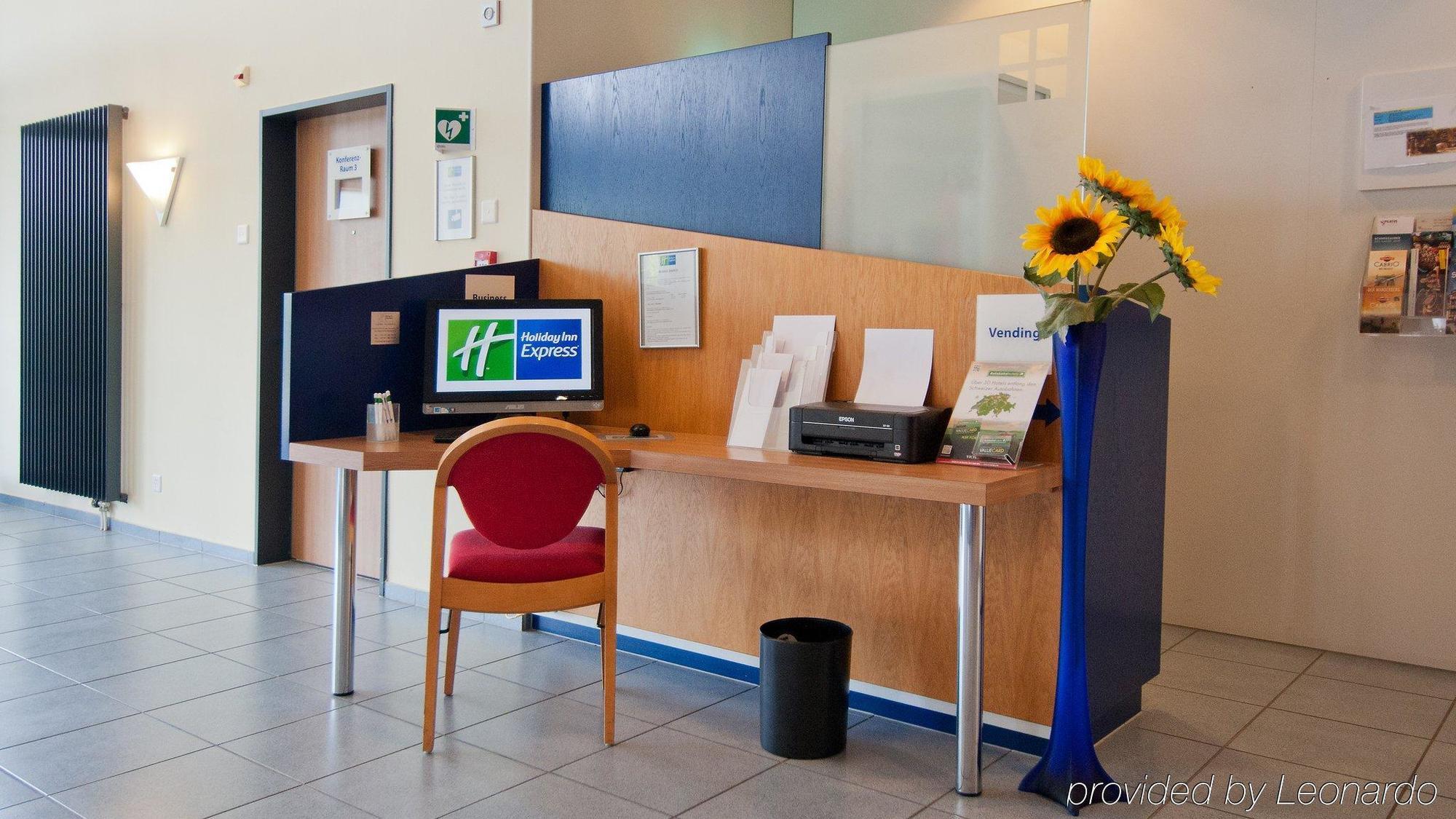 Holiday Inn Express Luzern-Neuenkirch By Ihg Ротенбург Екстериор снимка