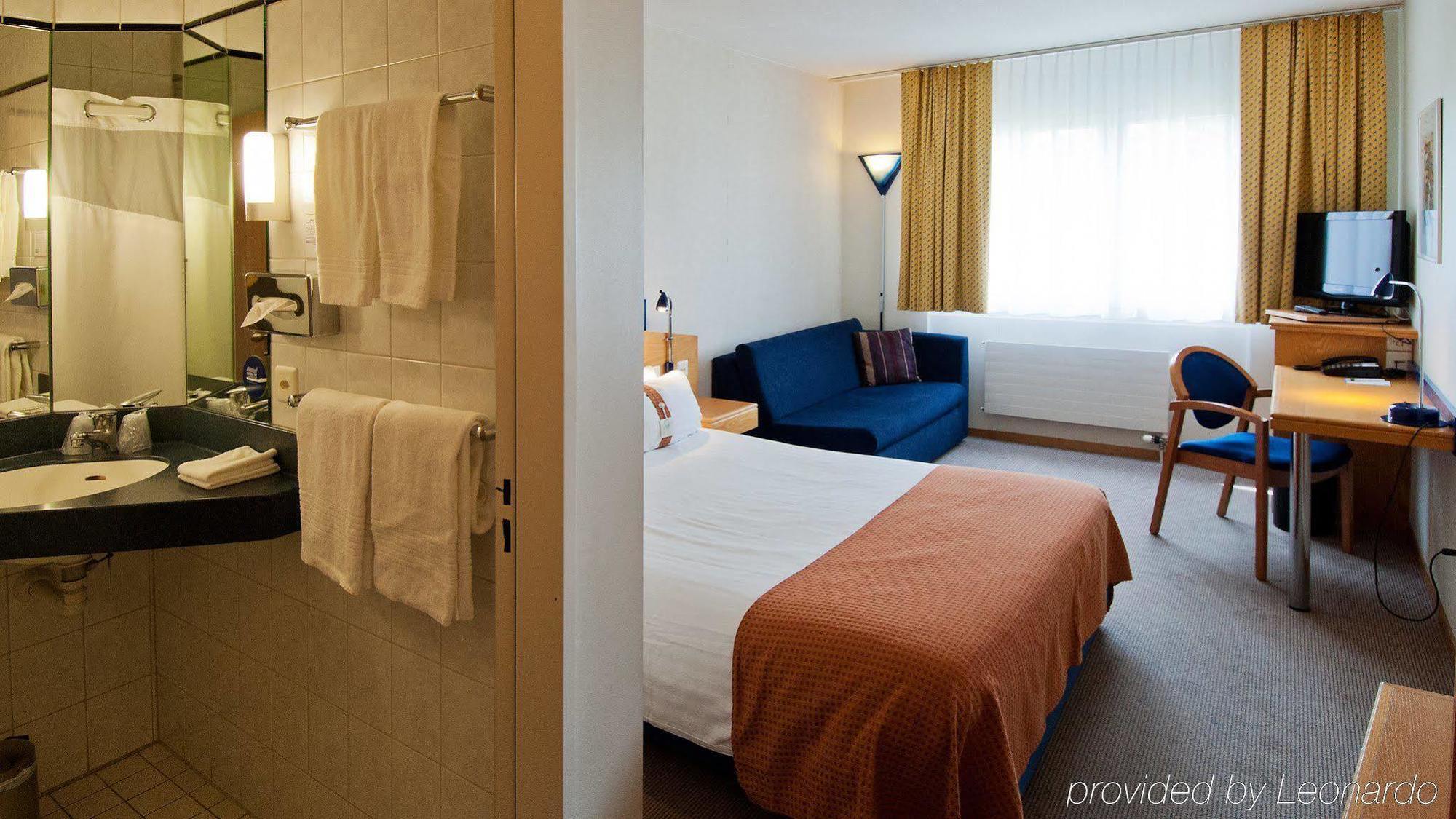 Holiday Inn Express Luzern-Neuenkirch By Ihg Ротенбург Екстериор снимка